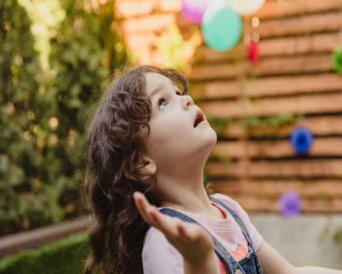 产后失眠新晋妈咪头疼事